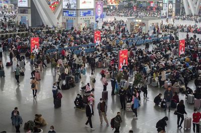 新消费日报 | 试点恢复旅行社出境团队旅游业务;潮流零售商KK集团再度提交港股IPO申请…